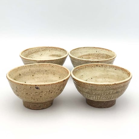 【沖縄の陶器・やちむん】　金城宙矛　象嵌小鉢