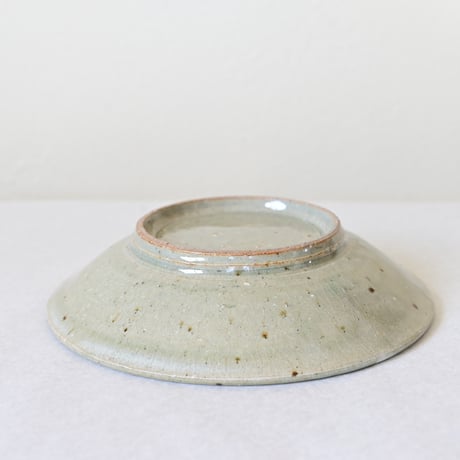【沖縄の陶器・やちむん】　金城宙矛　灰釉皿