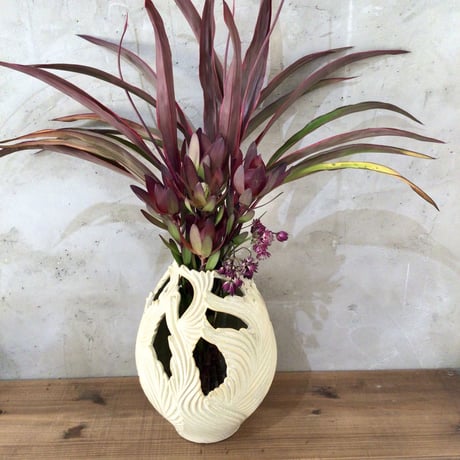 CATEGORY 花器／Flower vase | 沖縄のうつわ、やちむん、琉球