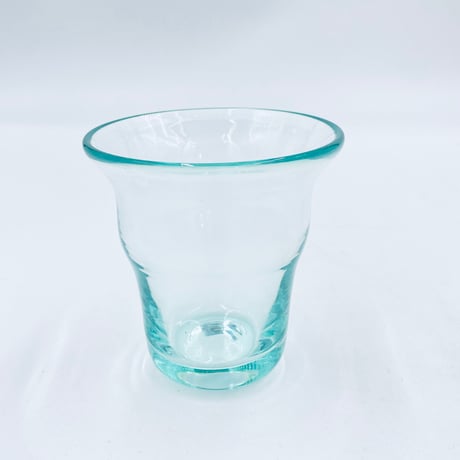 【沖縄の琉球ガラス】　白鴉再生硝子器製作所　くびれグラス　窓