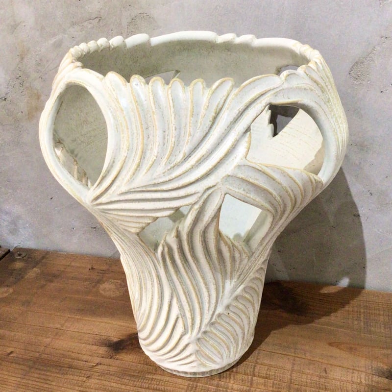 沖縄の陶器・やちむん】 新里竜子 南端ポタリー 花器 大B | 沖縄の