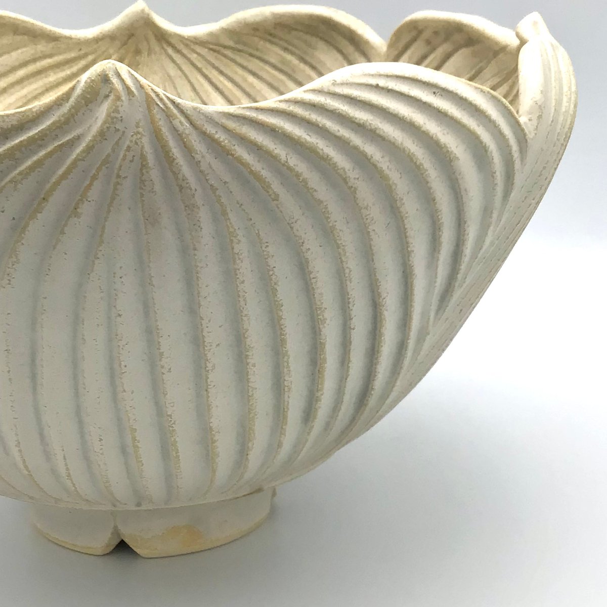 沖縄の陶器・やちむん】 新里竜子 南端ポタリー 花しのぎ大鉢 | 沖縄の