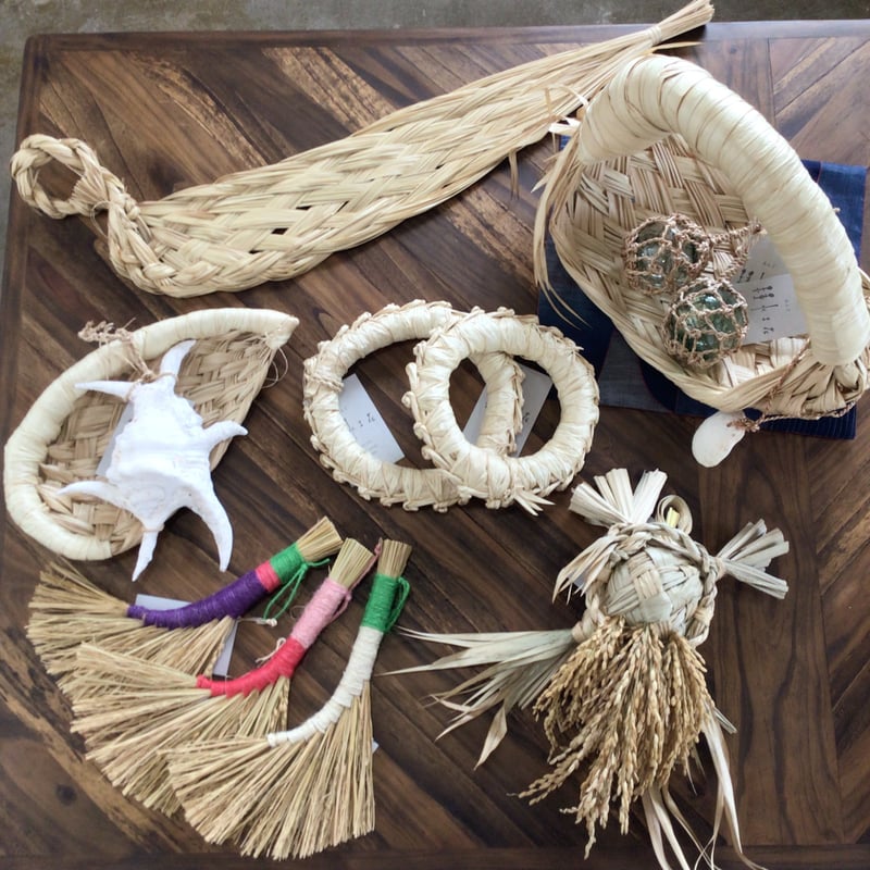 沖縄の伊平屋島の民具】 種水土花 クバカゴ AMI | 沖縄のうつわ