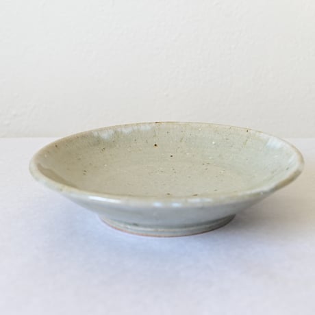 【沖縄の陶器・やちむん】　金城宙矛　灰釉皿