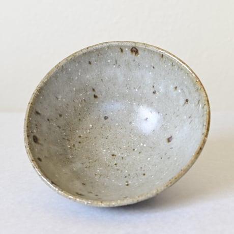 【沖縄の陶器・やちむん】　金城宙矛　灰釉飯碗