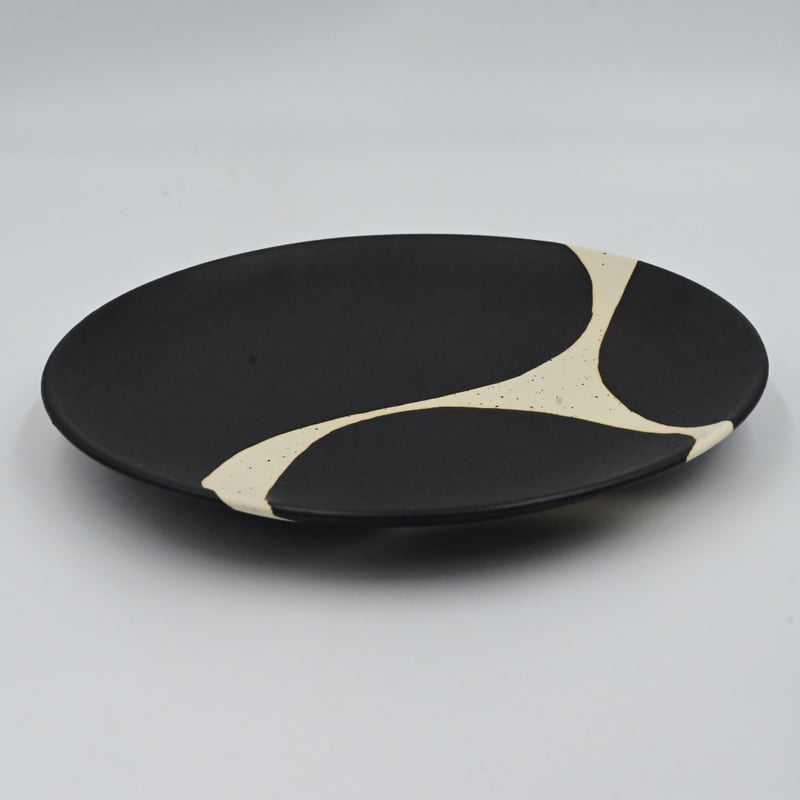 沖縄の陶器・やちむん】 陶factory509 モノクロ皿 大 | 沖縄のうつわ