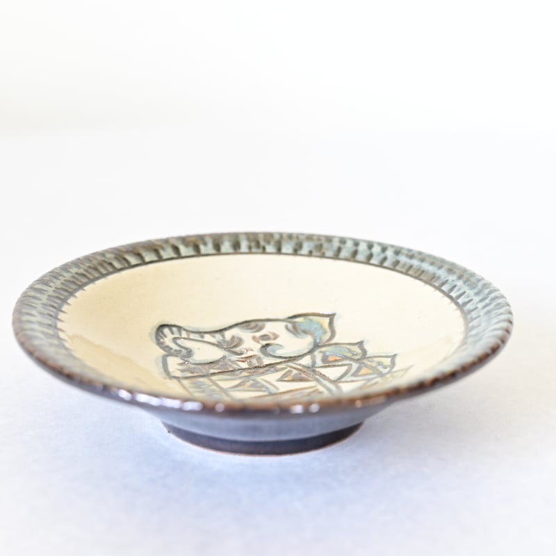 エジプト紋4寸皿 i | 沖縄のうつわ、やちむん、琉球ガラスの通販