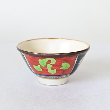 【沖縄の器・やちむん・壺屋焼】　國場陶芸　赤絵3.5寸マカイ　d