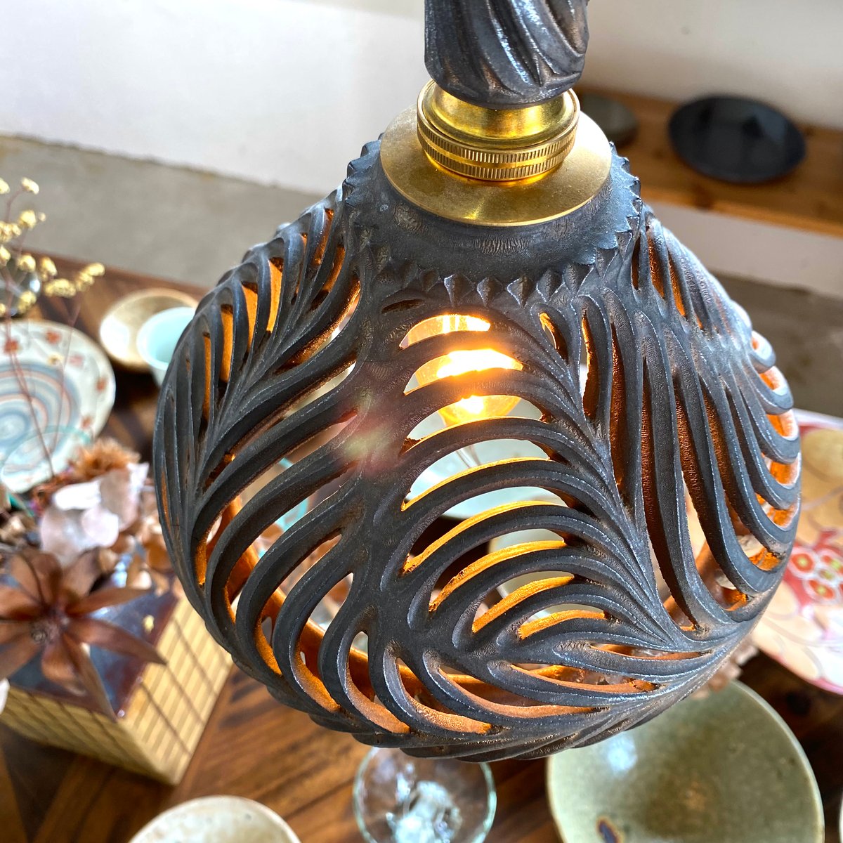 沖縄の陶器　ダチピン 沖縄の陶器・やちむん】 陶factory509 モノクロカップ 水玉