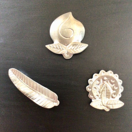 【沖縄の金細工・琉球錫器】 金細工まつ　純錫 琉球縁起物はしおき