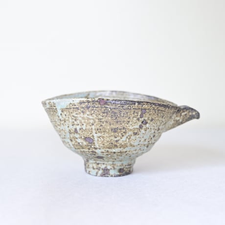 金城宙矛　灰釉片口