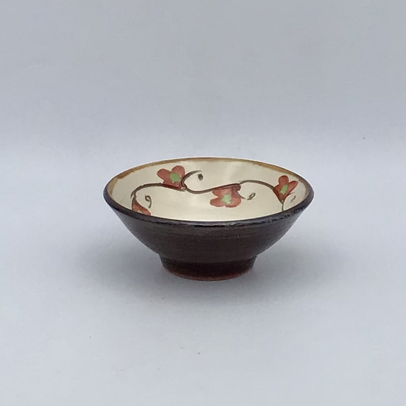 沖縄の器・やちむん・壺屋焼】 國場陶芸 赤絵 3寸皿 A | 沖縄のうつわ