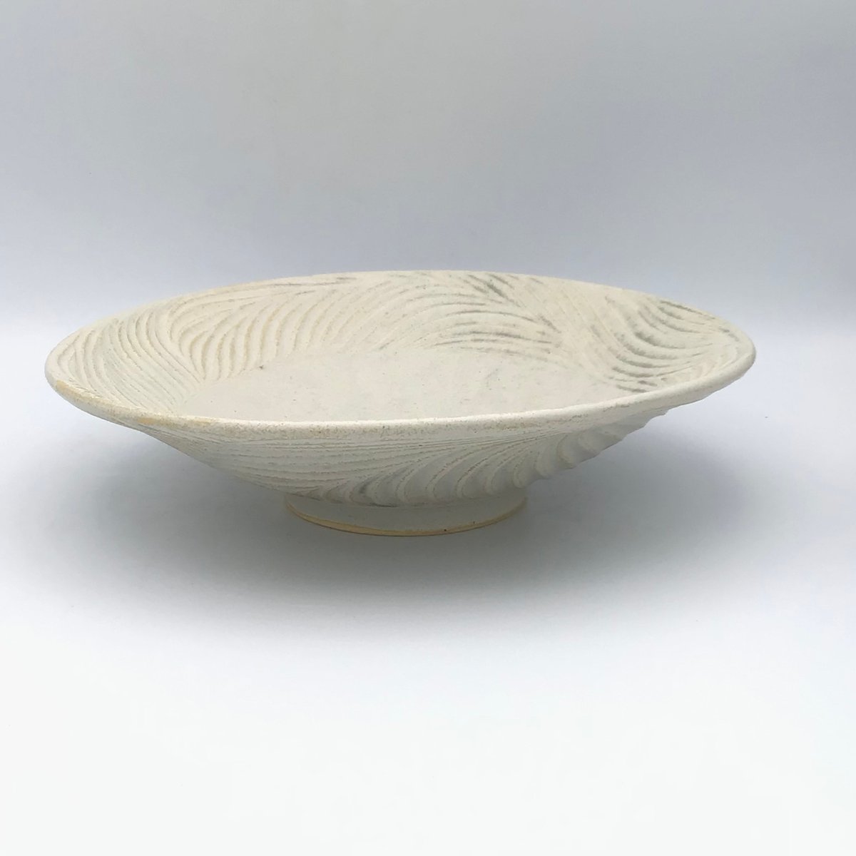 沖縄の陶器・やちむん】 新里竜子 南端ポタリー しのぎ皿 | 沖縄の