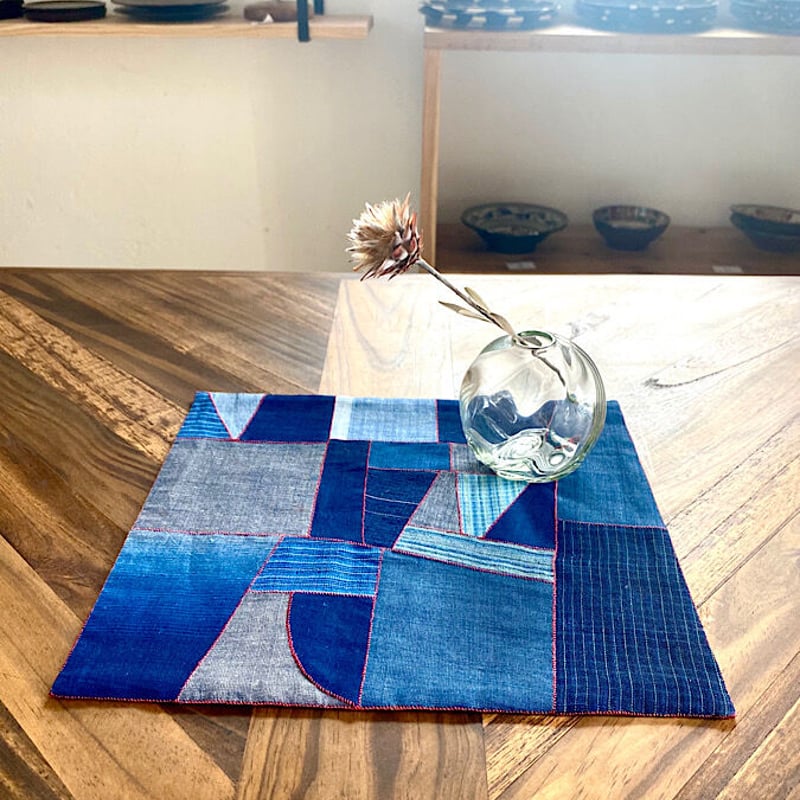 琉球藍】大人の食卓に似合う琉球藍ポジャギマット | 沖縄のうつわ