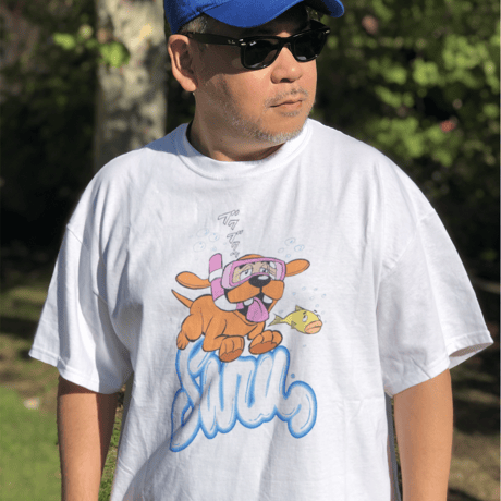 SWIMMING DAWG TEE [WHITE]