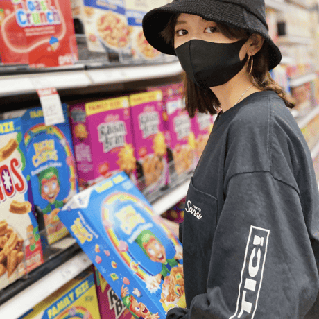 ART BOOK SARU L/S Tee