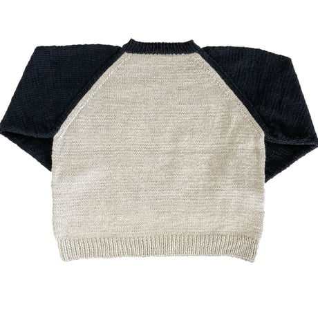 Hand Knit Raglan Sweater (BLACK)