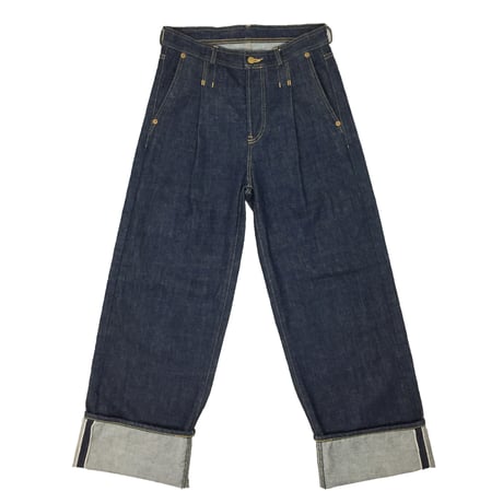 RED SELVAGE TUCK JEANS