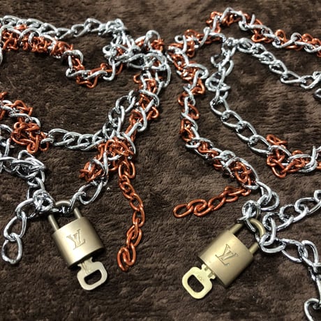 RIVALA custom padlock chain necklace