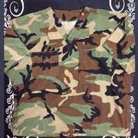 big camo Vneck t/s