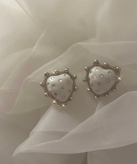 Heart Virus earring / pierce