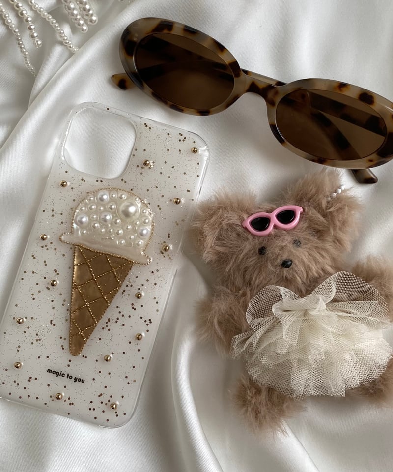 ファミリア　アイスクリーム　iPhoneケース　16 pro キャメル　新品 iPhoneケース（16Pro）｜ファミリア公式オンラインショップ