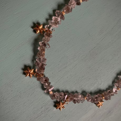 Necklace W point quartz  ESAGRAMMA