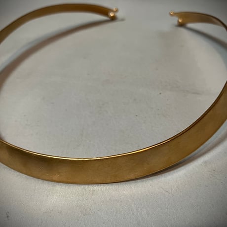 ATHENA  Metal choker
