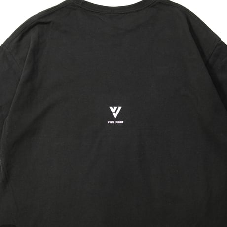 VINYL JUNKIE –  Destroy Illusions Big Silhouette Tee - Black