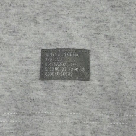 VINYL JUNKIE - Three Dimensional Logo Long Sleeve Tee Shirts / Ash