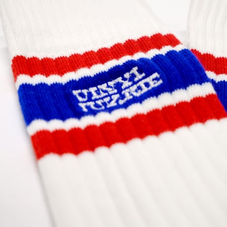VINYL JUNKIE LOGO  SOCKS / White