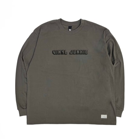 VINYL JUNKIE - Three Dimensional Logo Long Sleeve Tee Shirts / Charcoal