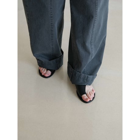 《予約販売》fake leather thong sandal/2colors_na0793