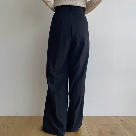《予約販売》straight tuck wide pants/2colors_np0902