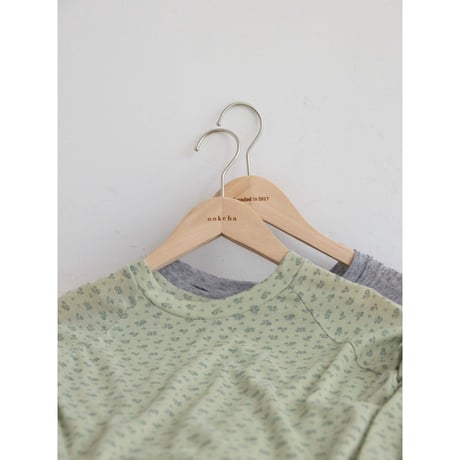 《予約販売》floral raglan tops/2colors_nt2525