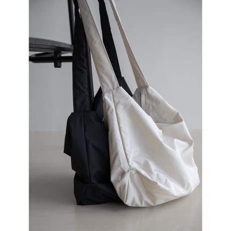 《予約販売》light round shoulder bag/2colors_na0634