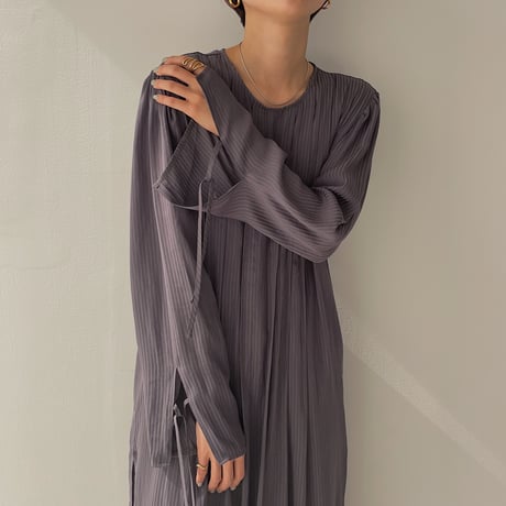 【nokcha original】back open pleats silky ops/charcoal_nd0096