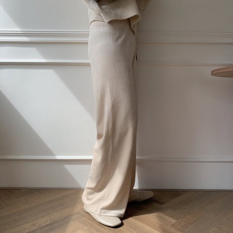 ✳︎予約販売✳︎velvet relaxy pants /2colors_np0069