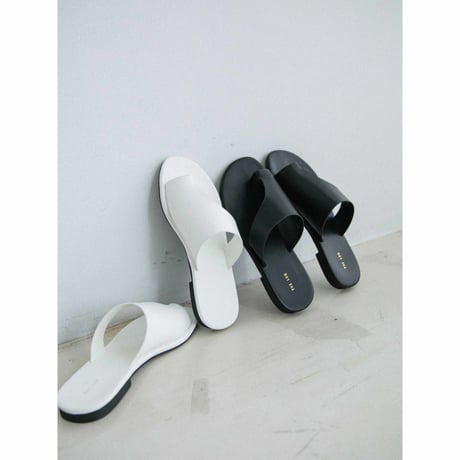 《予約販売》fake leather thong sandal/2colors_na0793