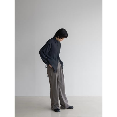 《予約販売》back accent silky shirt/2colors_nb0233