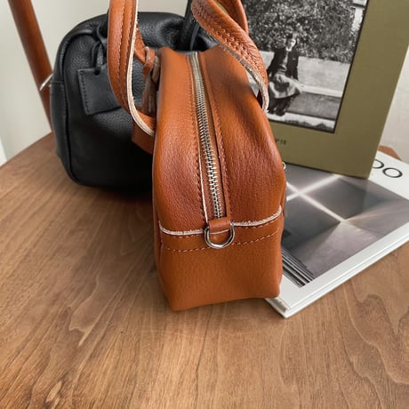 《予約販売》leather 2way square bag/2colors_na0237