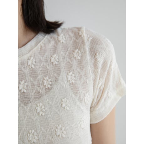 《予約販売》flower accent sheer tee/2colors_nt2318