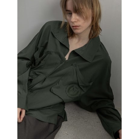 - AUTHENTIC series - emblem shirt/deep green_an0026