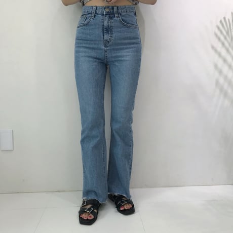✳︎予約販売✳︎ブーツカットロングジーンズ