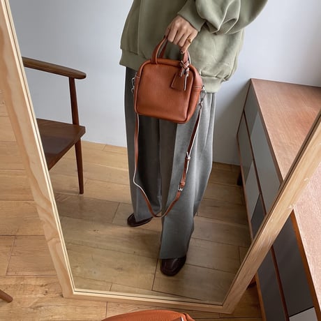 《予約販売》leather 2way square bag/2colors_na0237