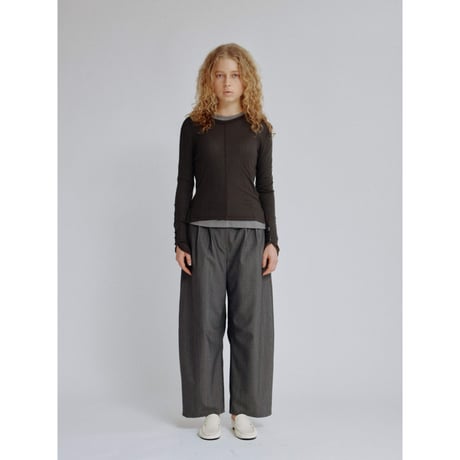 - AUTHENTIC series - accent oval tuck pants_an0055