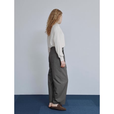 - AUTHENTIC series - accent oval tuck pants_an0055