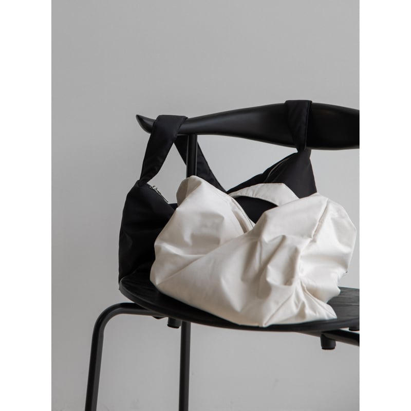予約販売》light round shoulder bag/2colors_na0634 |