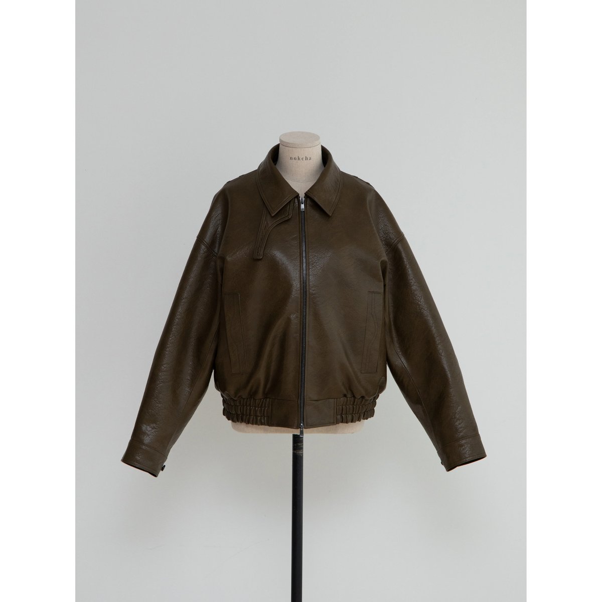 AUTHENTIC series - throat latch fake leather
