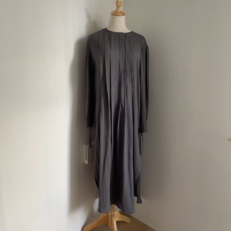【nokcha original】back open pleats silky ops/charcoal_nd0096